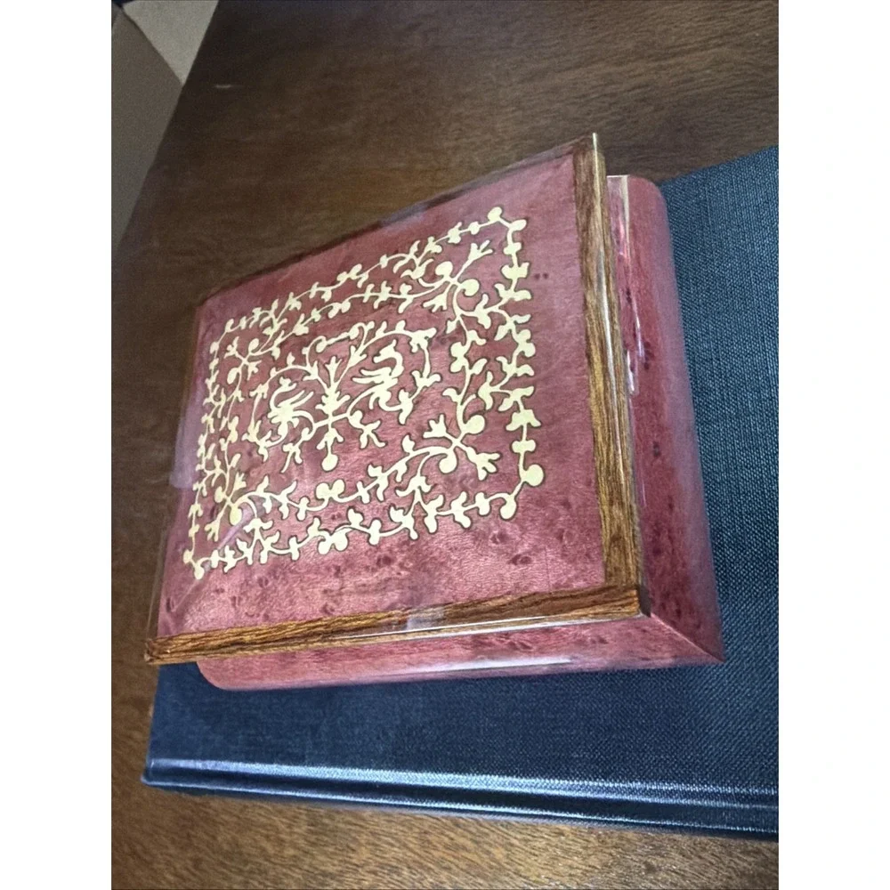 Vintage Sorrento Italian Inlaid Wine Red Musical Jewelry Box Torna A Surriento